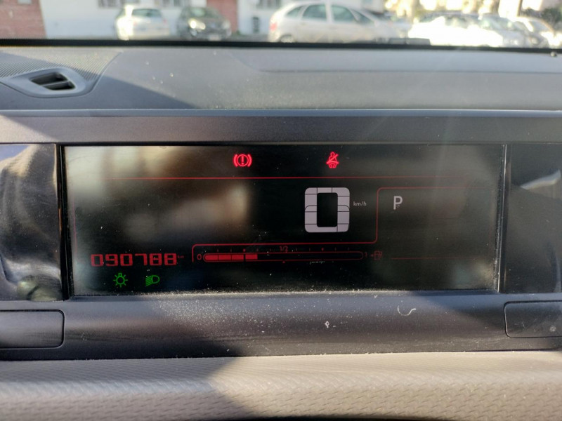 Photo 50 de l'offre de CITROEN C4 CACTUS 1.2 PURETECH - 110 S&S BV EAT6 SHINE GPS   CLIM à 14990€ chez Triplo auto