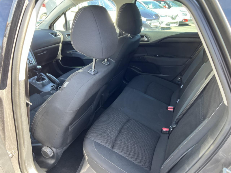 Photo 39 de l'offre de CITROEN C4 1.6 BLUEHDI - 100 86G MILLENIUM BUSINESS GPS   CLIM   RADAR AR à 15490€ chez Triplo auto