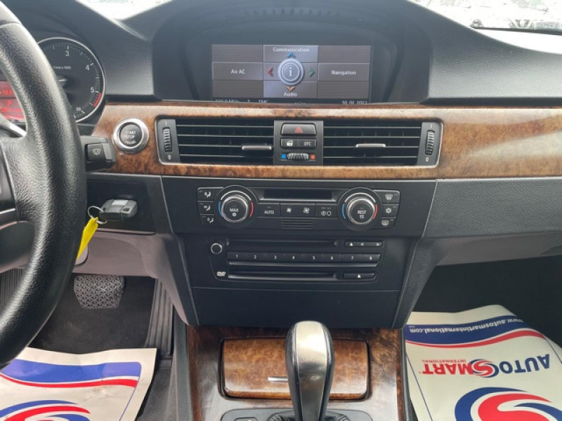 Photo 10 de l'offre de BMW SERIE 3 335D COUPé LUXE - BVA CLIM à 15990€ chez Triplo auto