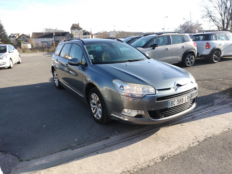 Photo 7 de l'offre de CITROEN C5  TOURER 2.0 HDI - 140 CONFORT TOIT PANO   GPS à 6990€ chez Triplo auto