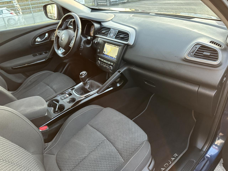 Photo 9 de l'offre de RENAULT KADJAR 1.5 DCI 110 BUSINESS GPS   RADAR AV AR   DISTRI OK   ATTELAGE à 14990€ chez Triplo auto