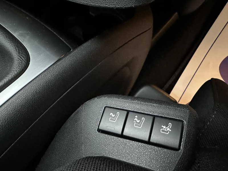 Photo 40 de l'offre de CITROEN C4 PICASSO 2.0 BHDI 150 S&S SHINE GPS CAMERA à 16990€ chez Triplo auto