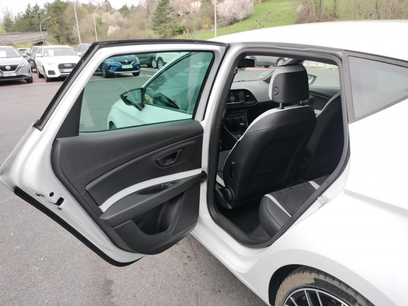 Photo 35 de l'offre de SEAT LEON 2.0 TSI - 280 - BV DSG CUPRA GPS   CLIM à 25990€ chez Triplo auto