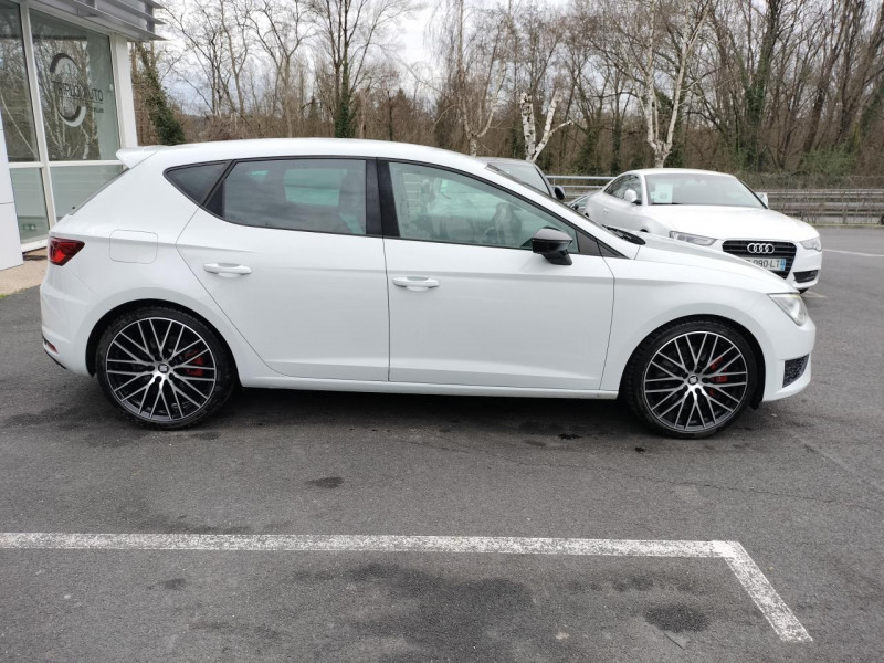 Photo 8 de l'offre de SEAT LEON 2.0 TSI - 280 - BV DSG CUPRA GPS   CLIM à 25990€ chez Triplo auto