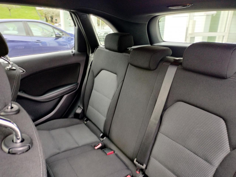 Photo 13 de l'offre de MERCEDES-BENZ CLASSE B B180D - BM 246-242 INSPIRATION GPS   CLIM à 15490€ chez Triplo auto