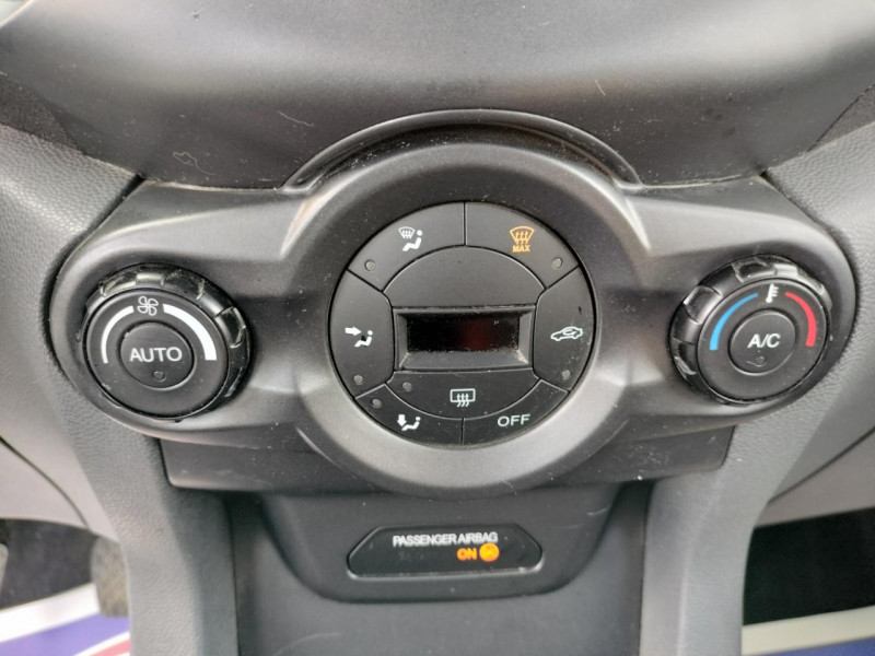 Photo 17 de l'offre de FORD ECOSPORT 1.5 TDCI - 90  TITANIUM CLIM à 10990€ chez Triplo auto