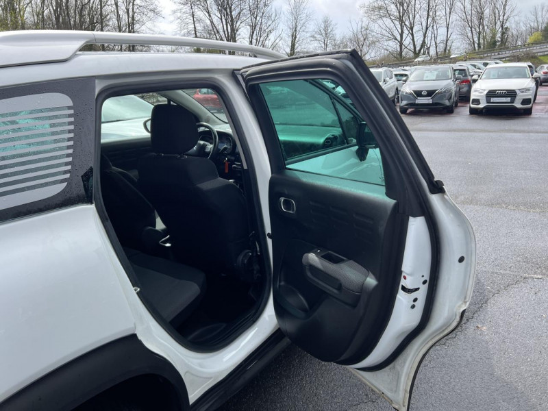 Photo 27 de l'offre de CITROEN C3 AIRCROSS 1.5 BLUEHDI - 100 S&S SHINE GPS   CAMERA AR à 12990€ chez Triplo auto