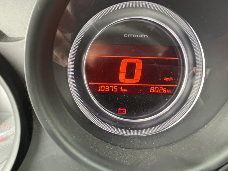 Photo 18 de l'offre de CITROEN C4 1.4 VTI - 95 ATTRACTION CLIM à 8990€ chez Triplo auto