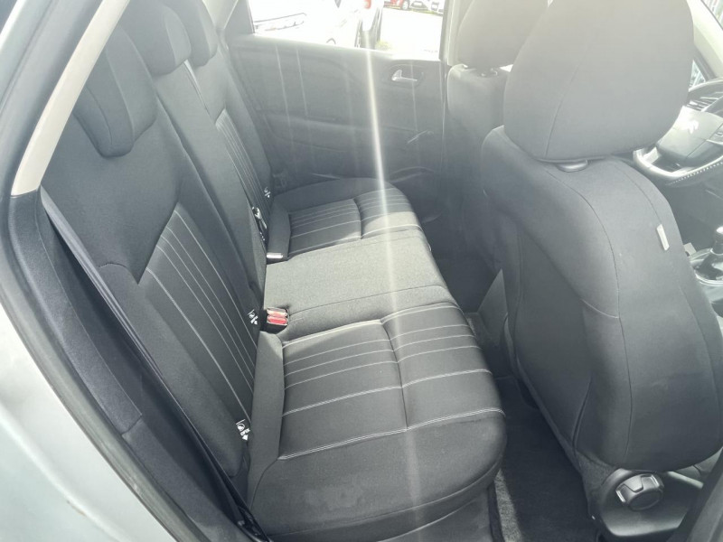 Photo 28 de l'offre de CITROEN C4 1.4 VTI - 95 ATTRACTION CLIM à 8990€ chez Triplo auto