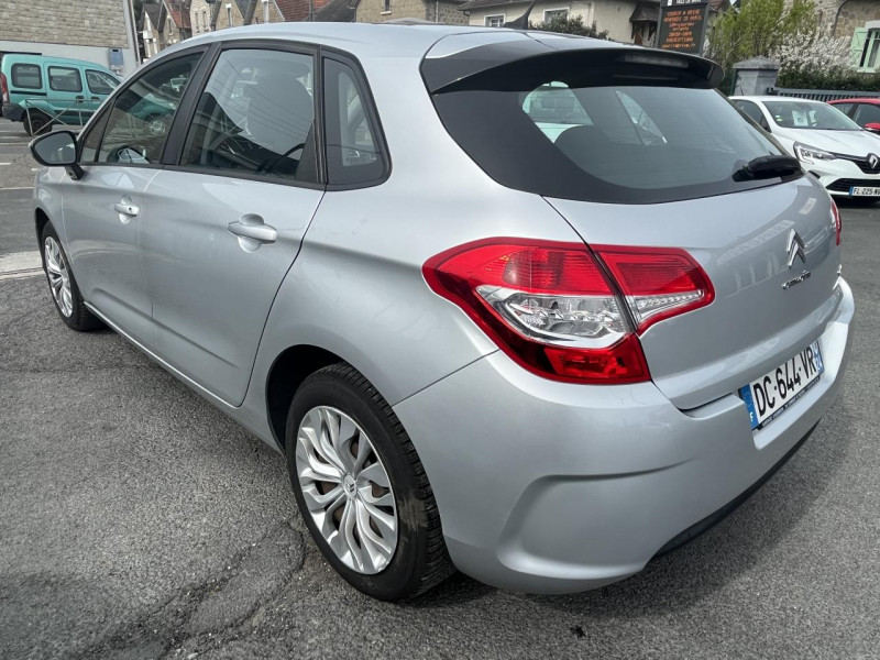 Photo 21 de l'offre de CITROEN C4 1.4 VTI - 95 ATTRACTION CLIM à 8990€ chez Triplo auto