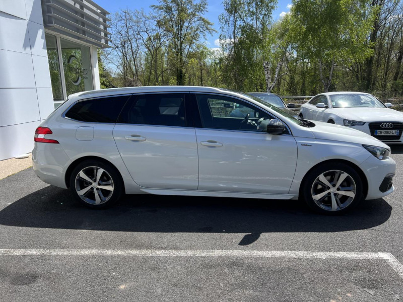 Photo 8 de l'offre de PEUGEOT 308  SW 2.0 BHDI S&S - 150 BVA GT LINE TOIT PANO   GPS   ATTELAGE à 19490€ chez Triplo auto