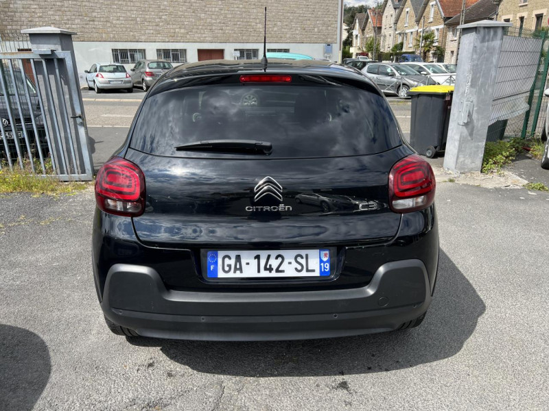Photo 4 de l'offre de CITROEN C3 1.2 PURETECH - 110 S&S SHINE GPS   CAMERA AR à 14990€ chez Triplo auto