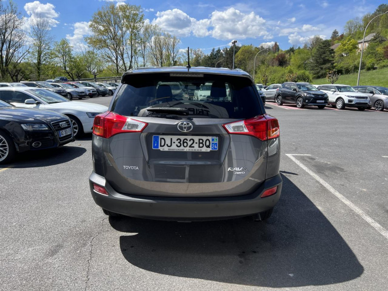 Photo 6 de l'offre de TOYOTA RAV 4 150 D-4D FAP AWD 4X4 LOUNGE GPS   CAMERA AR à 14990€ chez Triplo auto