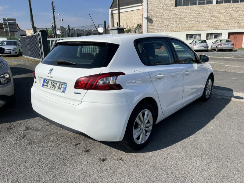 Photo 5 de l'offre de PEUGEOT 308  1.6 BLUEHDI S&S - 120 BUSINESS GPS   CLIM   RADAR AR à 11490€ chez Triplo auto