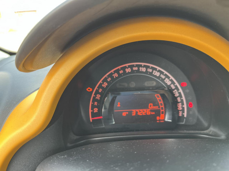 Photo 44 de l'offre de RENAULT TWINGO 1.0 SCE - 75 ZEN CLIM à 11490€ chez Triplo auto