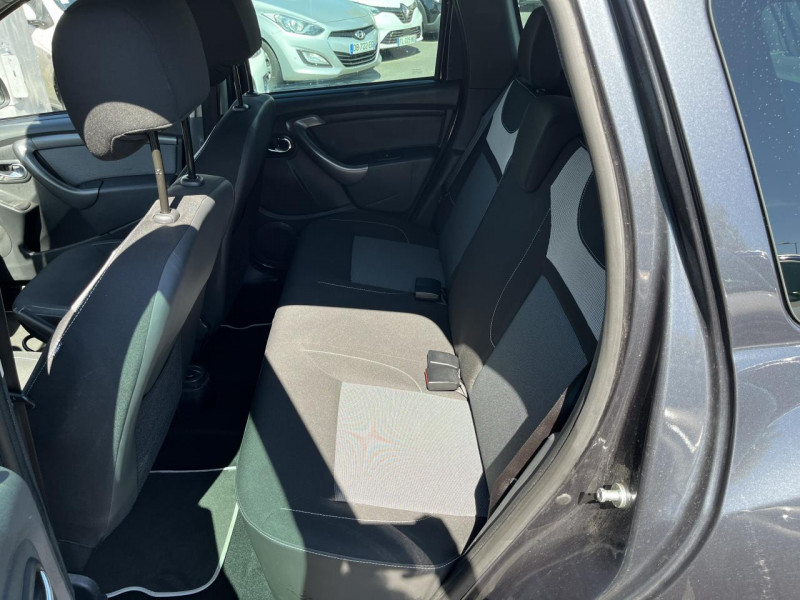 Photo 31 de l'offre de DACIA DUSTER 1.5 DCI FAP - 110 EURO 6 PRESTIGE GPS   CAMERA AR   ATTELAGE à 10990€ chez Triplo auto