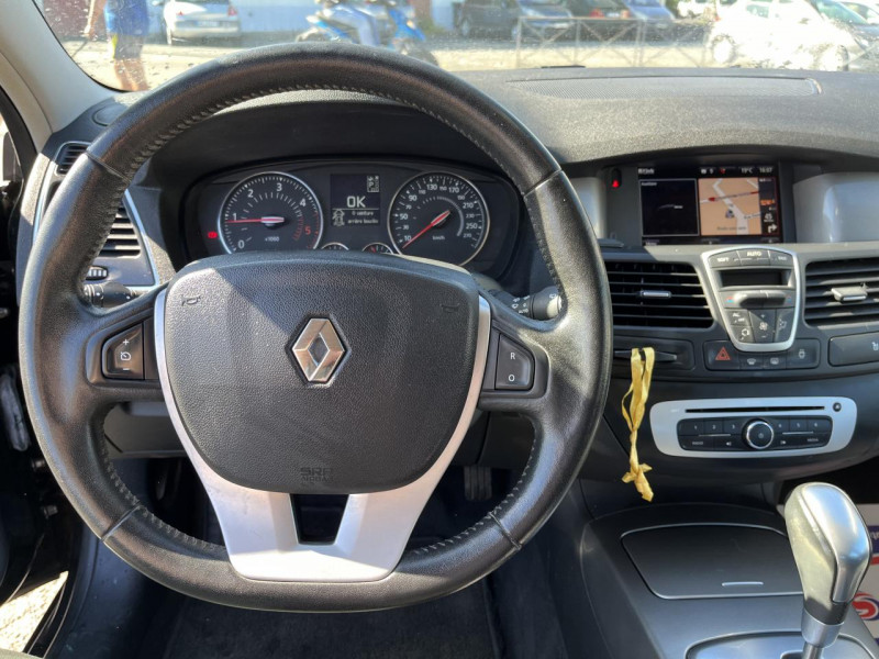 Photo 14 de l'offre de RENAULT LAGUNA ESTATE 1.5 DCI FAP - 110 - BVA BUSINES GPS   CLIM à 10490€ chez Triplo auto