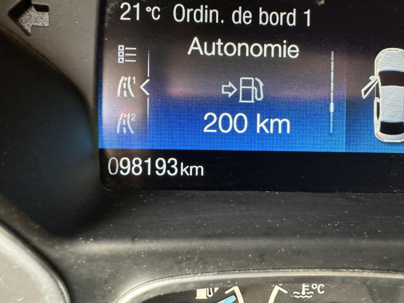 Photo 19 de l'offre de FORD FOCUS 1.5 TDCI - 120 S&S TITANIUM GPS   CLIM à 12990€ chez Triplo auto