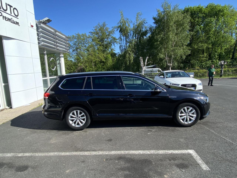 Photo 2 de l'offre de VOLKSWAGEN PASSAT SW 2.0 TDI BLUEMOTION - 150 CONFORTLINE 4X4 GPS   CAMERA AR à 17990€ chez Triplo auto