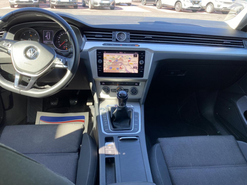 Photo 10 de l'offre de VOLKSWAGEN PASSAT SW 2.0 TDI BLUEMOTION - 150 CONFORTLINE 4X4 GPS   CAMERA AR à 17990€ chez Triplo auto