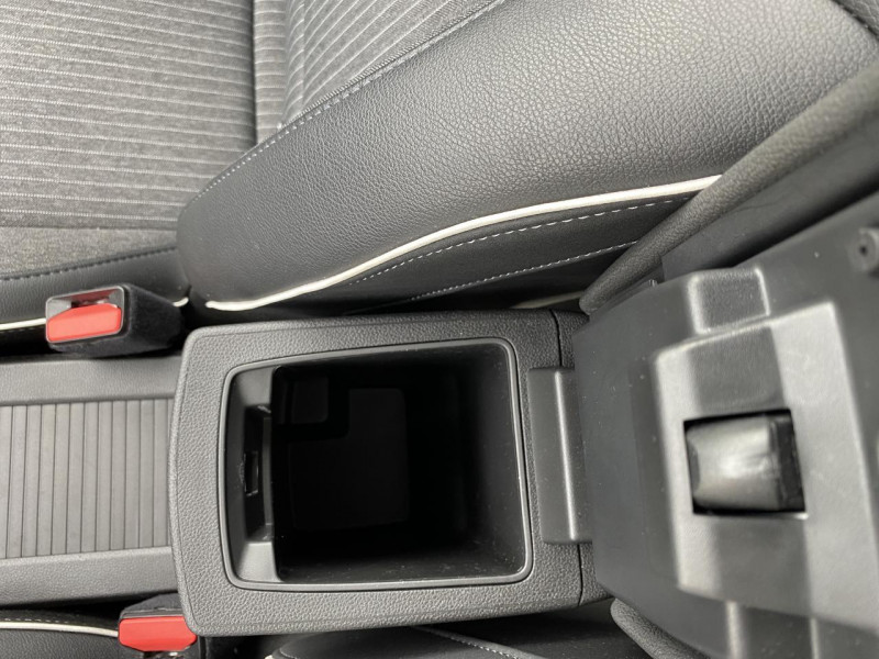 Photo 27 de l'offre de RENAULT CLIO 1.0 TCE - 90 INTENS GPS   CLIM à 18990€ chez Triplo auto