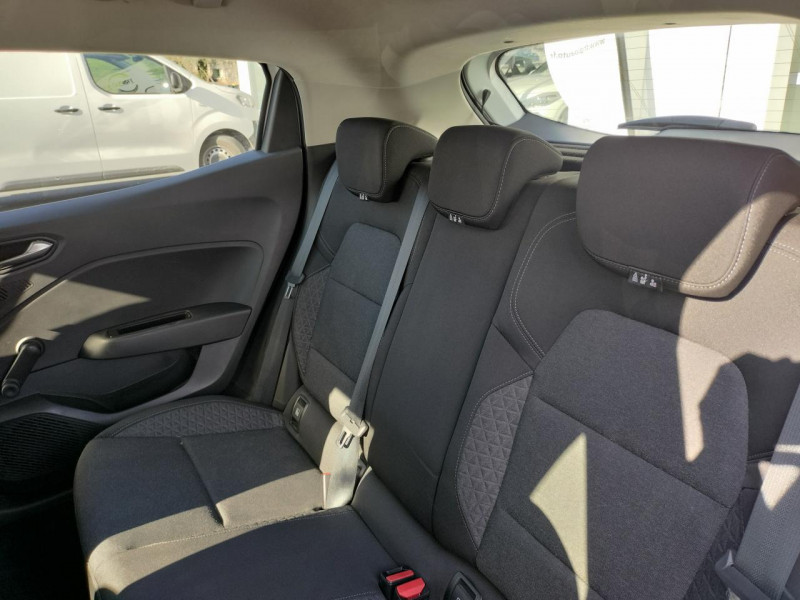 Photo 13 de l'offre de RENAULT CLIO 1.5 BLUE DCI - 85  V ZEN CLIM à 15990€ chez Triplo auto