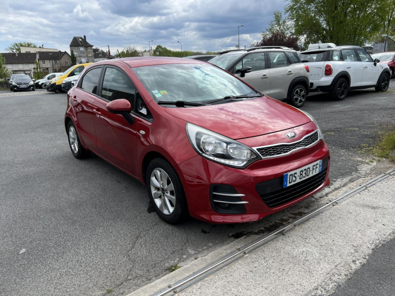 Photo 7 de l'offre de KIA RIO 1.2I - 85 URBAN CHIC CLIM à 9990€ chez Triplo auto