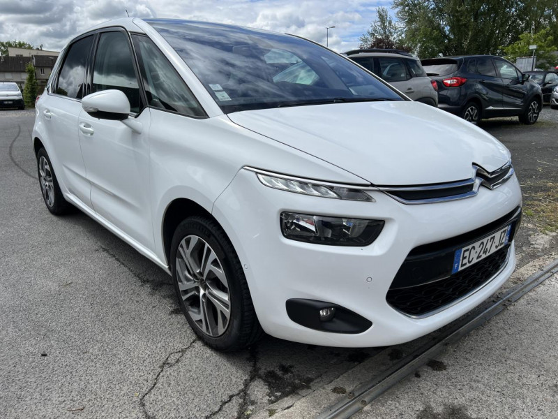 Photo 22 de l'offre de CITROEN C4 PICASSO 1.2 PURETECH - 130 S&S FEEL GPS   CLIM à 13990€ chez Triplo auto