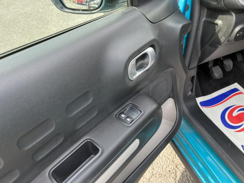 Photo 43 de l'offre de CITROEN C3 1.5 BLUEHDI - 100 S&S FEEL RADAR AR   CLIM à 13990€ chez Triplo auto