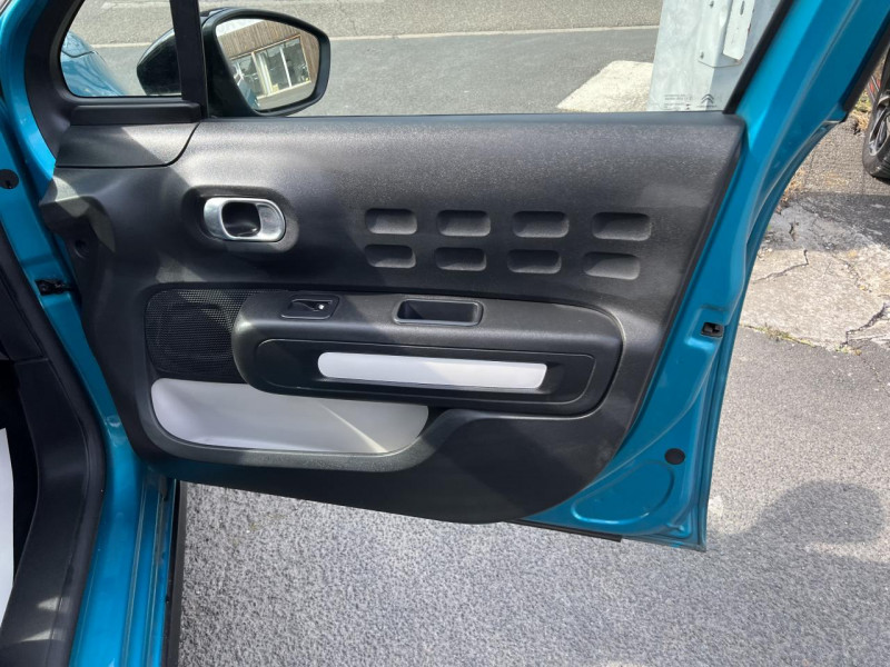 Photo 33 de l'offre de CITROEN C3 1.5 BLUEHDI - 100 S&S FEEL RADAR AR   CLIM à 13990€ chez Triplo auto