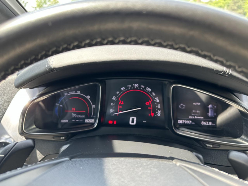 Photo 18 de l'offre de DS DS5 HYBRID4 2.0 HDI FAP - 163 BVA SPORT CHIC GPS à 14990€ chez Triplo auto