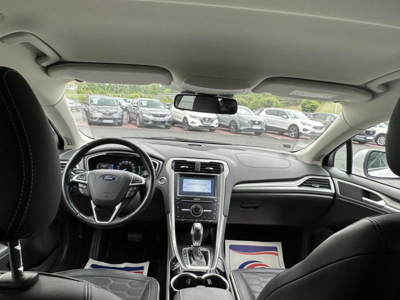 Photo 20 de l'offre de FORD MONDEO 2.0 IVCT HYBRID - 187 BVA VIGNALE GPS   CLIM à 24990€ chez Triplo auto