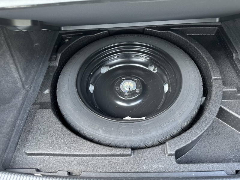 Photo 16 de l'offre de AUDI Q3 2.0 TDI DPF - 140 AMBIENTE CLIM à 15990€ chez Triplo auto