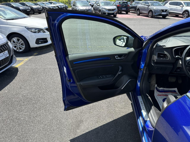 Photo 40 de l'offre de RENAULT MEGANE MéGANE 1.2 ENERGY TCE - 130 GT LINE 18\' GPS à 17490€ chez Triplo auto