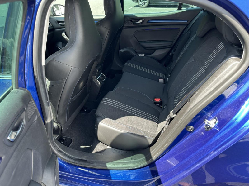 Photo 15 de l'offre de RENAULT MEGANE MéGANE 1.2 ENERGY TCE - 130 GT LINE 18\' GPS à 17490€ chez Triplo auto