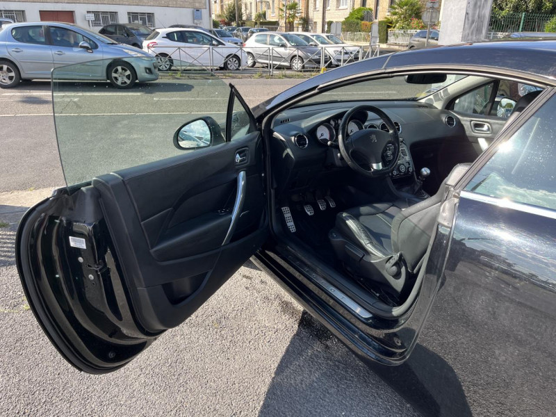 Photo 25 de l'offre de PEUGEOT 308 CC 2.0 HDI FAP - 140 FéLINE GPS   CLIM à 9990€ chez Triplo auto