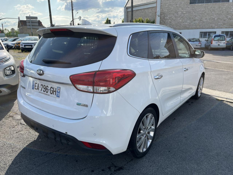 Photo 4 de l'offre de KIA CARENS 1.7 CRDI FAP - 141 - STOP&GO PREMIUM 7PL GPS à 12490€ chez Triplo auto