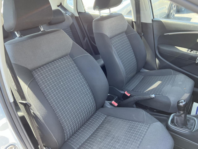 Photo 12 de l'offre de VOLKSWAGEN POLO 1.2 TSI BLUEMOTION - 90 CONFORTLINE CLIM à 9990€ chez Triplo auto