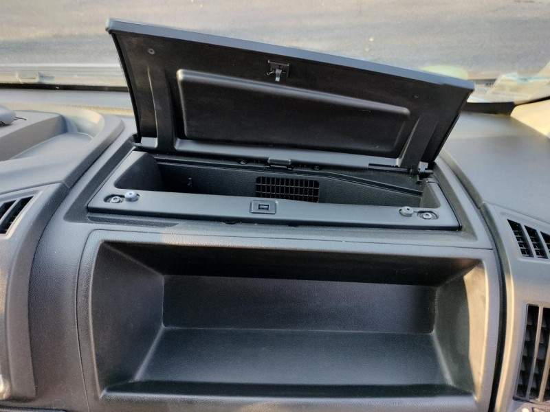 Photo 15 de l'offre de CITROEN JUMPER III CLUB 2.0 BHDI 110 CLIM TVA à 21990€ chez Triplo auto