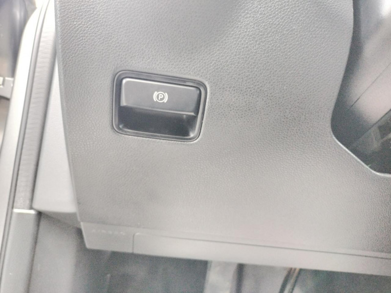 Photo 45 de l'offre de MERCEDES-BENZ CLASSE B B180D - BM 246-242 INSPIRATION GPS   CLIM à 14990€ chez Triplo auto