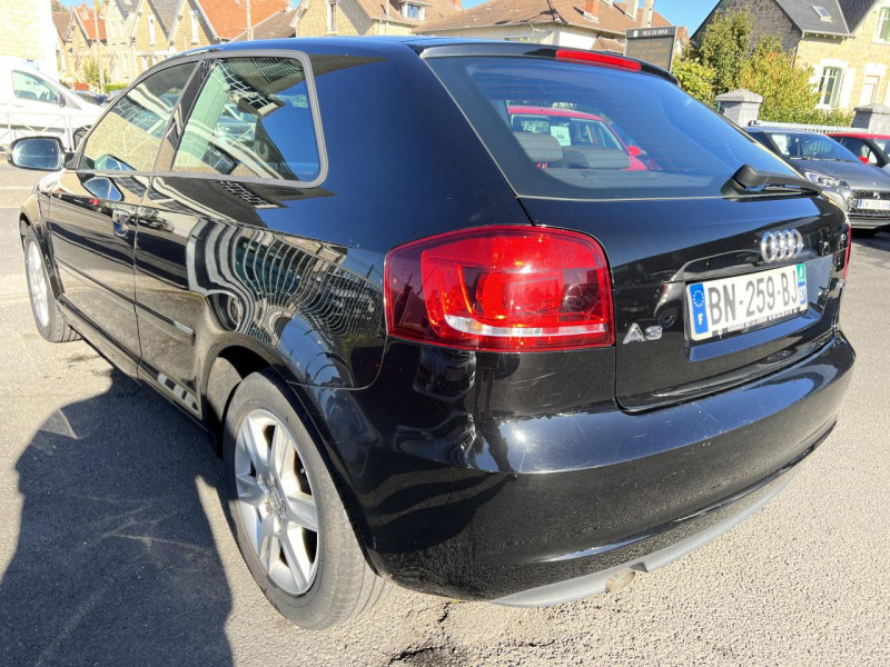 Photo 24 de l'offre de AUDI A3 1.6 TDI 105 S/S AMBIENTE CLIM   DISTRI OK à 9990€ chez Triplo auto
