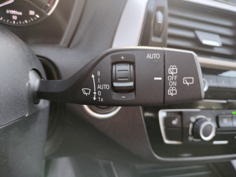Photo 47 de l'offre de BMW SERIE 1 116I LOUNGE GPS   CLIM à 17990€ chez Triplo auto