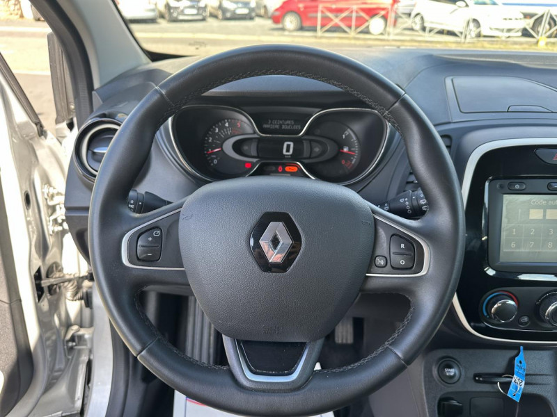 Photo 46 de l'offre de RENAULT CAPTUR 1.5 ENERGY DCI - 90 BUSINESS   CLIM à 14490€ chez Triplo auto