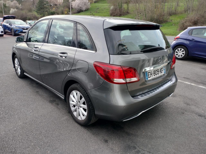 Photo 22 de l'offre de MERCEDES-BENZ CLASSE B B180D - BM 246-242 INSPIRATION GPS   CLIM à 14990€ chez Triplo auto