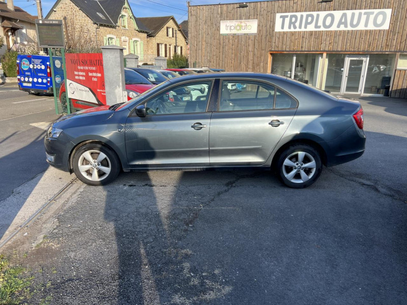 Photo 2 de l'offre de SKODA RAPID 1.6 TDI - 90 GREENTEC AMBITION CLIM   RADAR AR à 7990€ chez Triplo auto