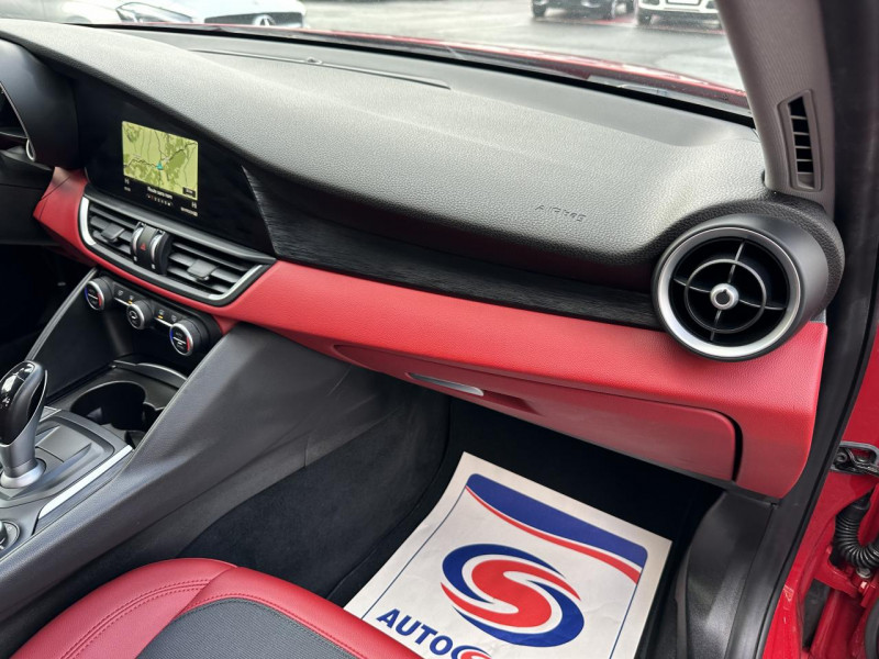 Photo 31 de l'offre de ALFA ROMEO GIULIA 2.2 D 136 BVA SUPER CUIR ROUGE GPS à 20990€ chez Triplo auto