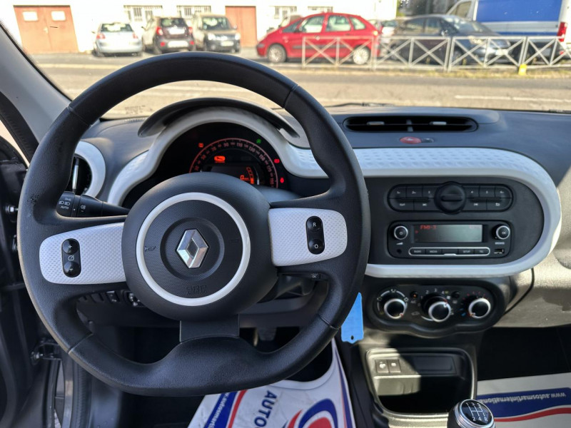 Photo 15 de l'offre de RENAULT TWINGO 0.9 TCE - 95 ZEN   CLIM à 11990€ chez Triplo auto