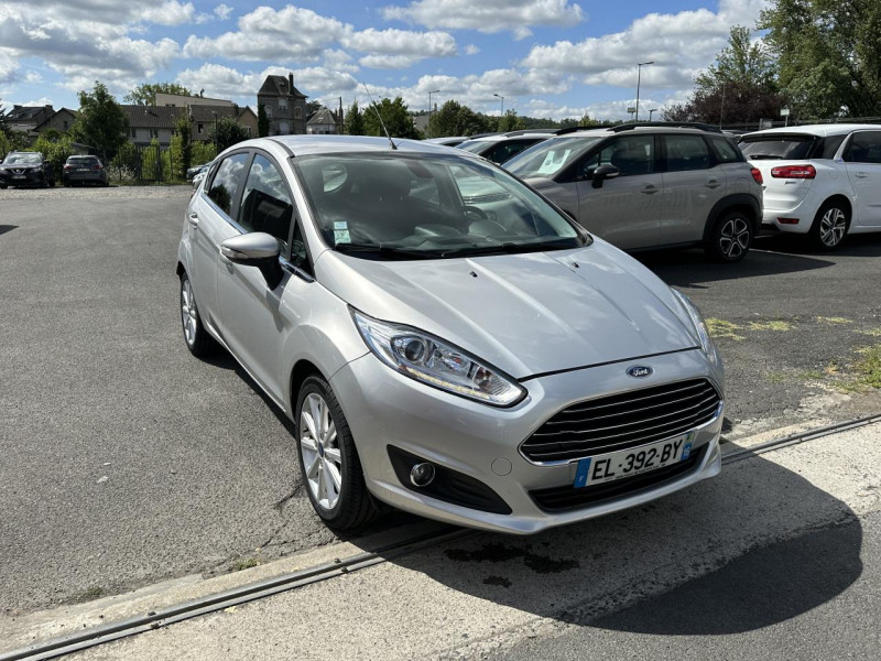 Photo 24 de l'offre de FORD FIESTA 1.0 SCTI ECOBOOST - 100 S&S TITANIUM GPS   CLIM à 11490€ chez Triplo auto