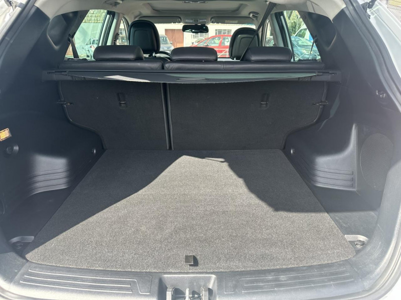 Photo 26 de l'offre de HYUNDAI IX35 2.0 CRDI - 136 4X4 PACK PREMIUM LIMITED TOIT OUVRANT   ATTELAGE à 13990€ chez Triplo auto