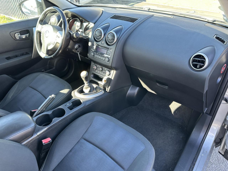 Photo 15 de l'offre de NISSAN QASHQAI 1.5 DCI 110 ACENTA   DISTRI OK à 9990€ chez Triplo auto